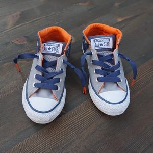 Converse Tennis Shoes